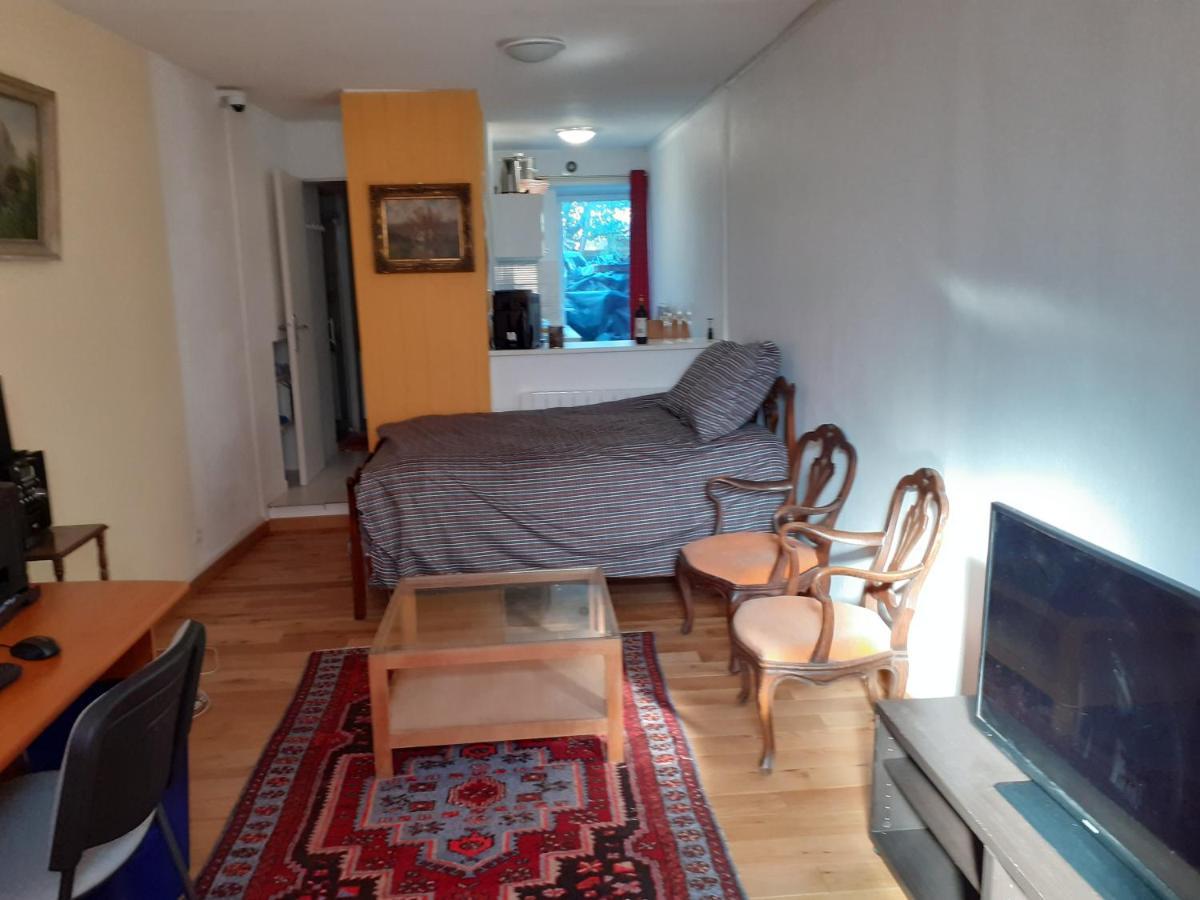 Appartement En Plein Coeur De ミリ・ラ・フォレ エクステリア 写真