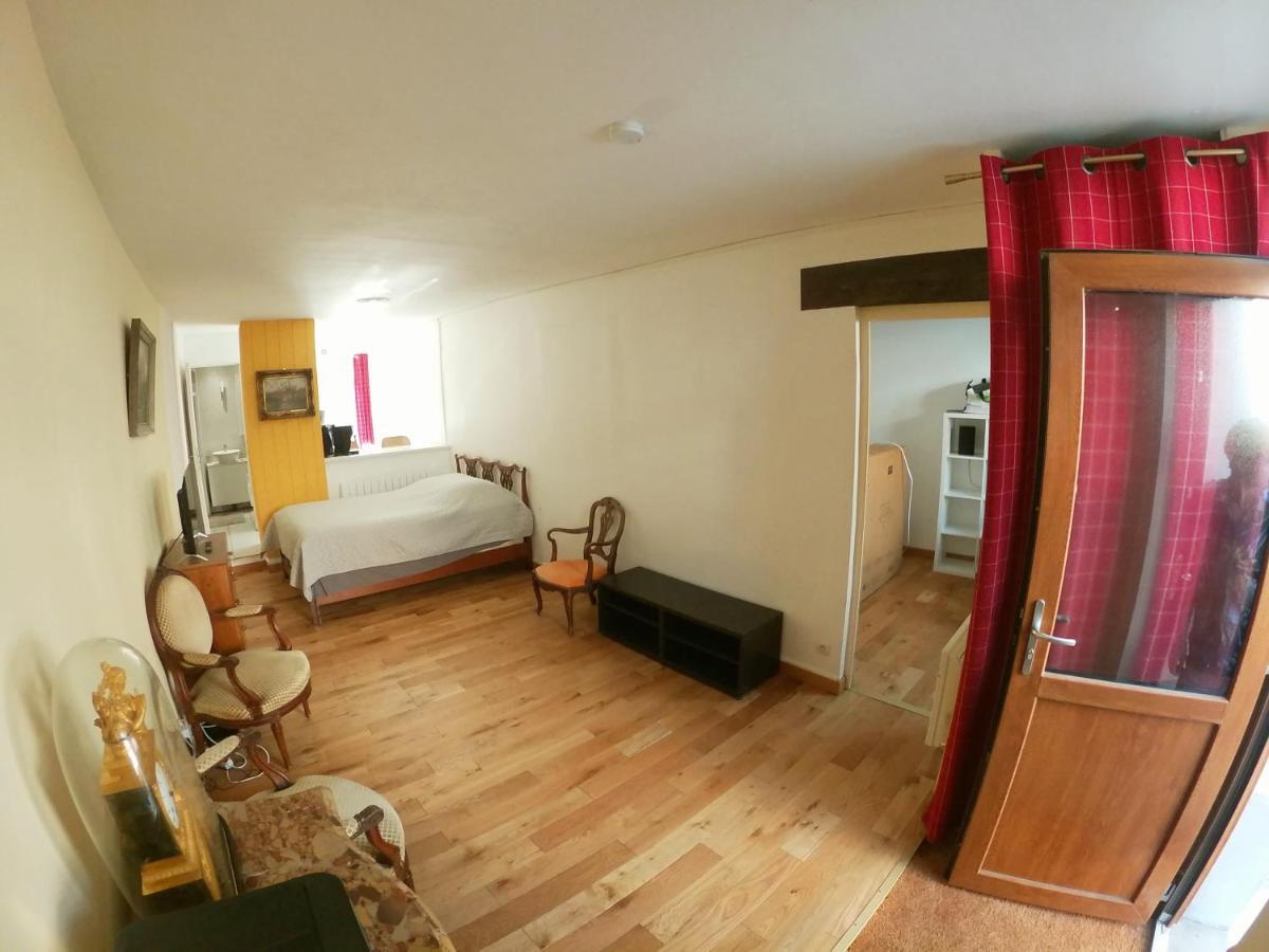 Appartement En Plein Coeur De ミリ・ラ・フォレ エクステリア 写真
